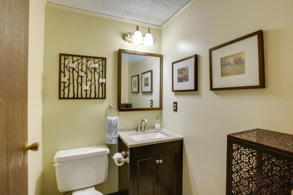 Great Valley Mtn House on 30 Acres with Pond and Grill image 8